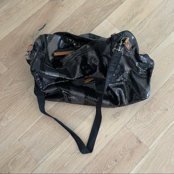 PINK Victoria's Secret Handbags - PINK Victoria Secret large duffle black sequins‎